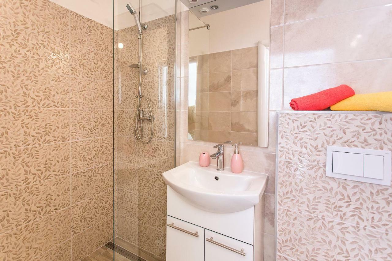 Apartment Biokovo Nature Park Brela Ngoại thất bức ảnh